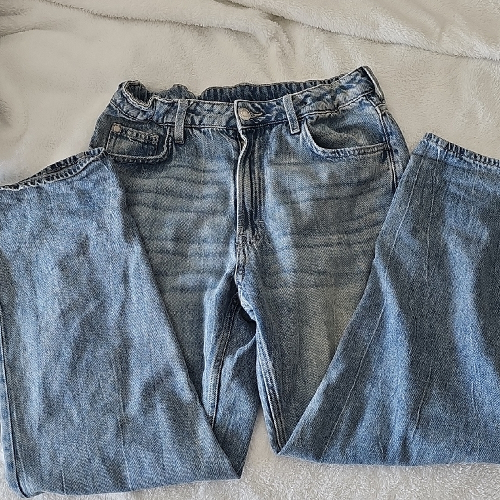 H&M Loose Fit Straight Leg Blue Denim Jeans